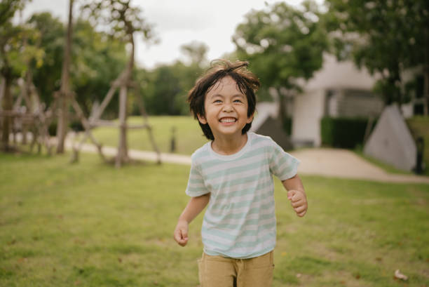 子どもの歯科治療で「抑制（押さえつける）」は必要？親が知っておきたいこと